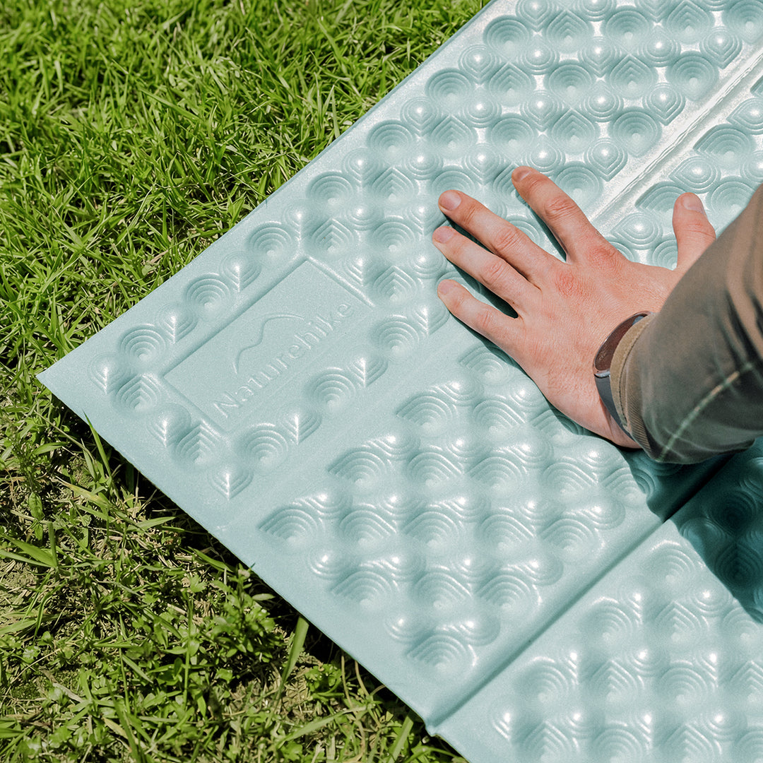 Troues™ R2.4 Folding Foam Sleeping Pad - Naturehike